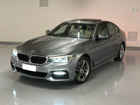 BMW 530i 2.0 16V TURBO GASOLINA M SPORT AUTOMÁTICO BMW 530i 2.0 16V TURBO GASOLINA M SPORT AUTOMÁTICO